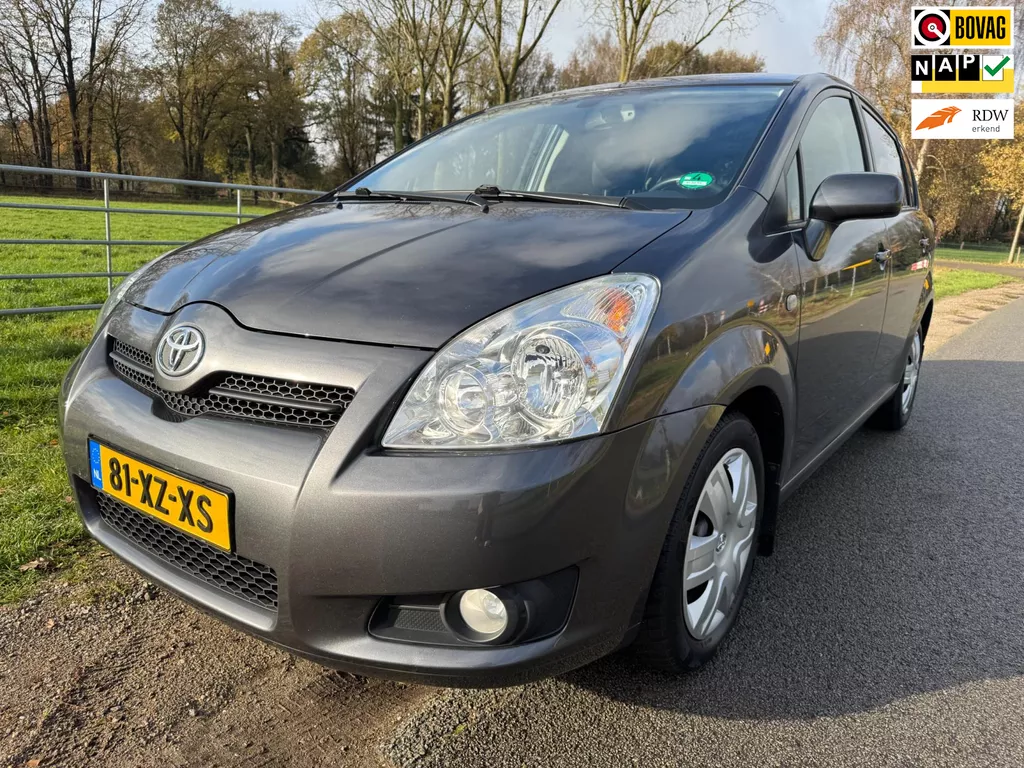 Toyota Verso 1.8 VVT-i Luna met trekhaak en climate control