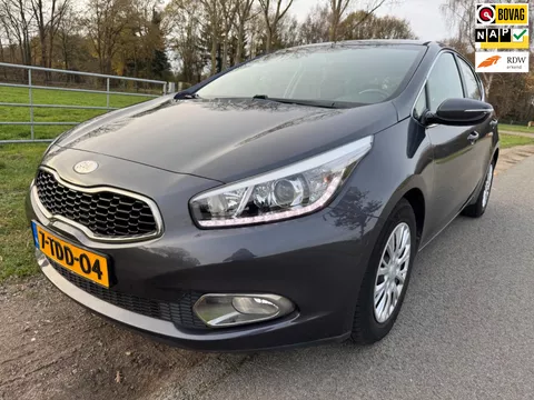 Kia Cee'd 1.6 GDI Business Pack dealer onderhouden 135PK