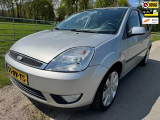 Ford Fiesta 1.4-16V Futura keurig onderhouden met airco
