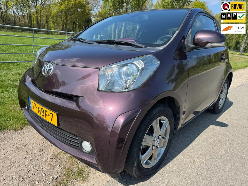 Toyota IQ 1.0 VVTi Aspiration |navigatie|climate control