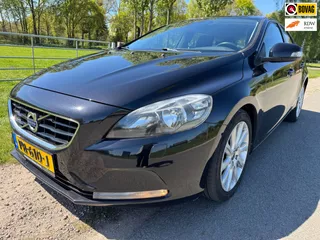 Volvo V40 1.6 D2 Kinetic AUTOMAAT|stoelverwarming|climate control
