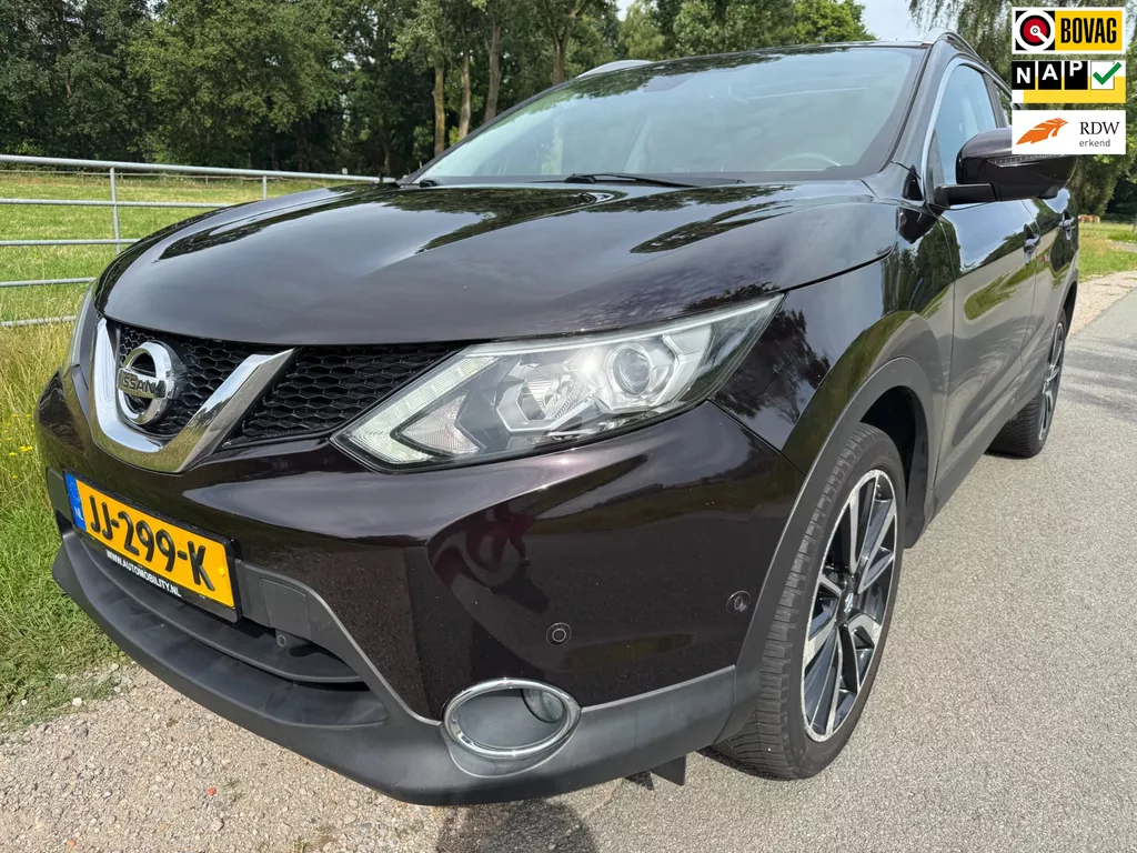 Nissan Qashqai 1.2 Tekna top onderhouden en bomvol luxe/opties