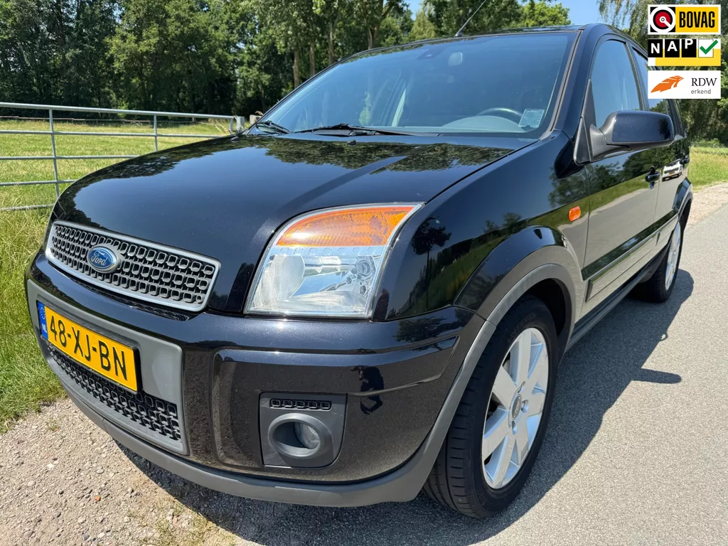 Ford Fusion 1.4-16V Futura met airco en trekhaak