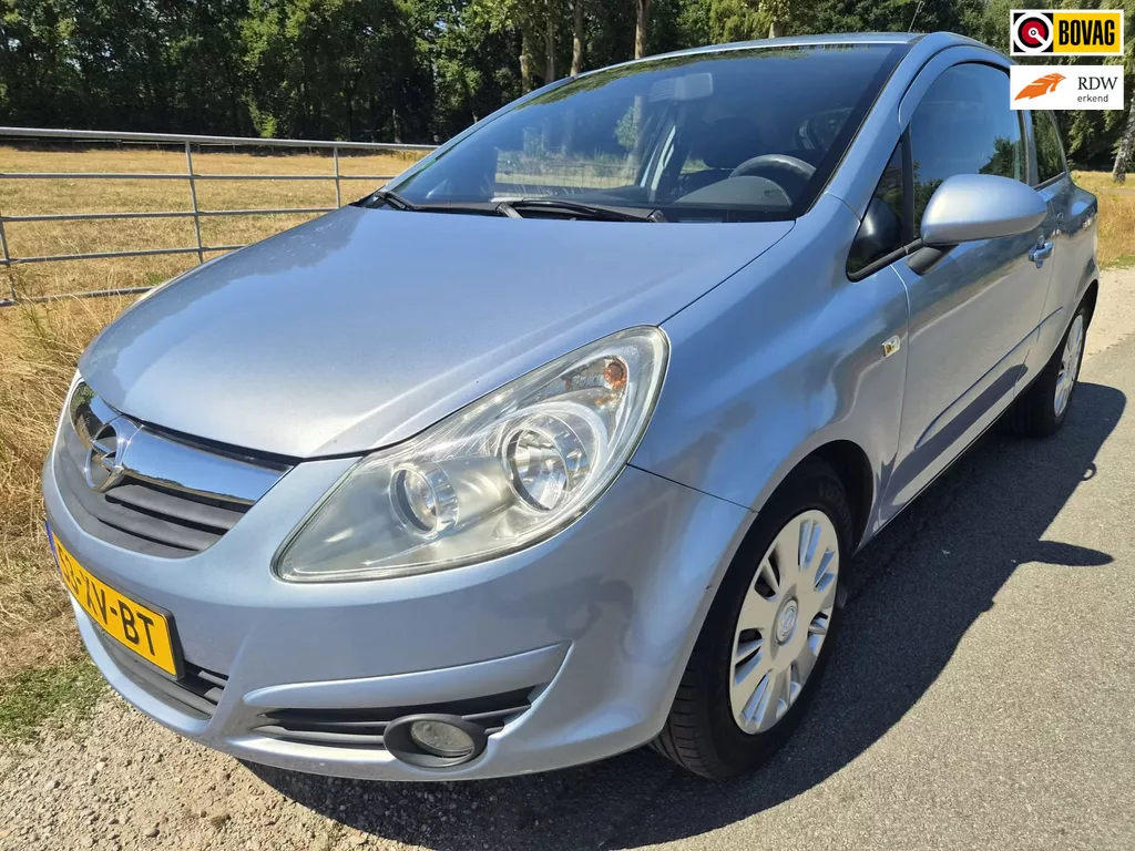 Opel Corsa 1.2-16V Enjoy pas 105.400km 1 ste eigenaar