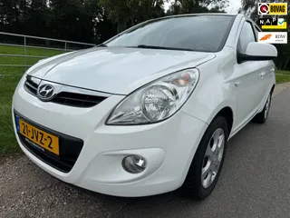 Hyundai I20 1.6i i-Catcher DEALER onderhouden|airco|leder