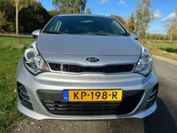Kia Rio 1.2 CVVT ExecutiveLine dealer ond en 1ste eigenaar Foto