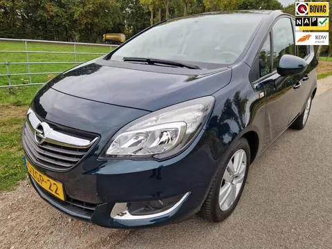 Opel Meriva 1.4 Turbo Design Edition prachtige auto met trekhaak