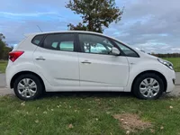 Hyundai Ix20 1.6i i-Motion AUTOMAAT compleet onderhouden Foto