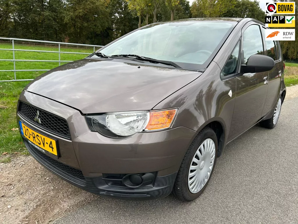 Mitsubishi Colt 1.1 Edition One dealer onderh. met trekhaak 1ste eigenaar