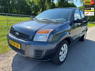Ford Fusion 1.4-16V Champion keurige auto met airco