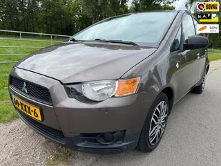 Mitsubishi Colt 1.1 Edition One top onderhouden